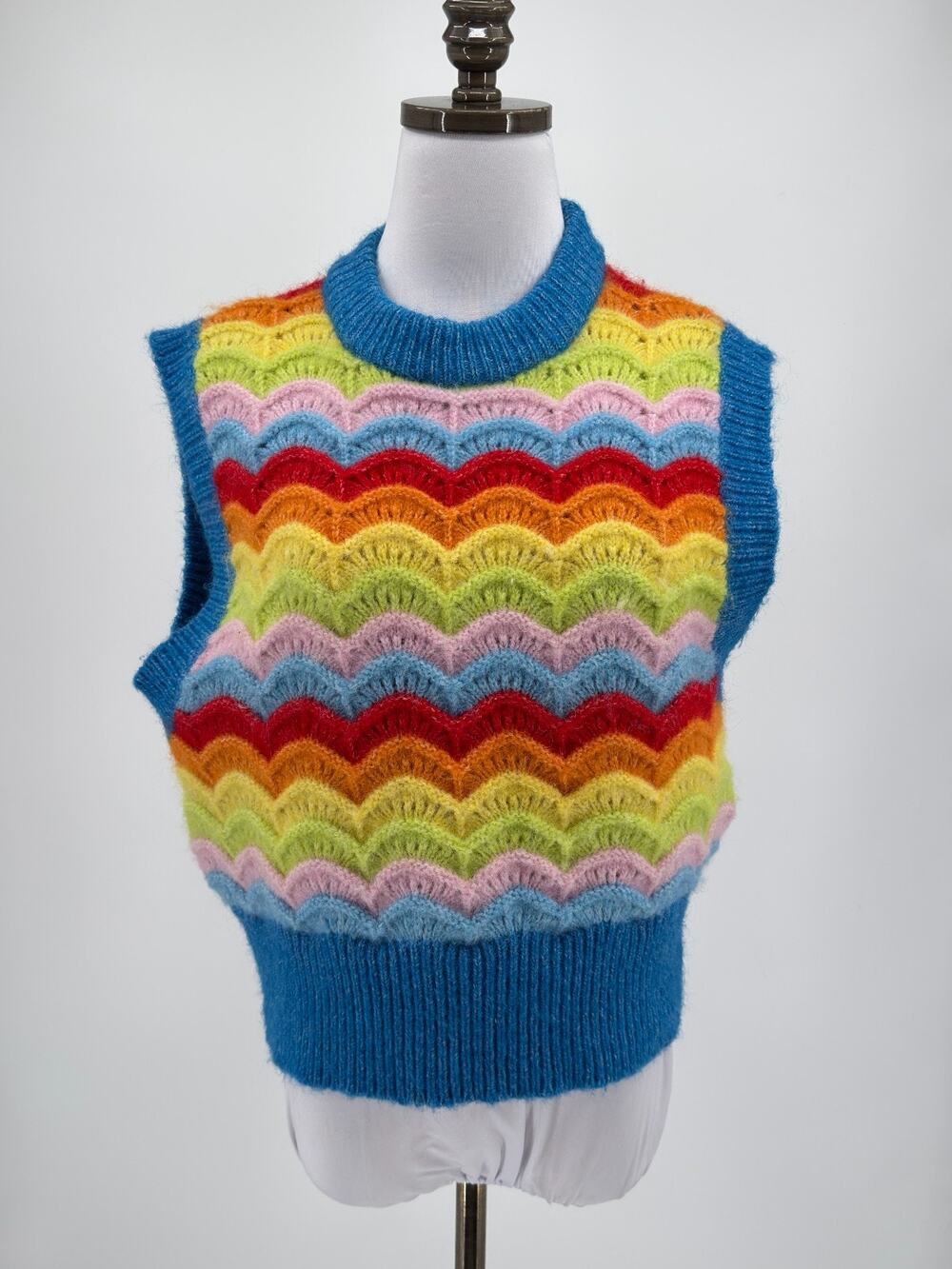 Zara Colorful Rainbow Striped Knit Crew Neck Sleeveless Sweater Vest Sz M